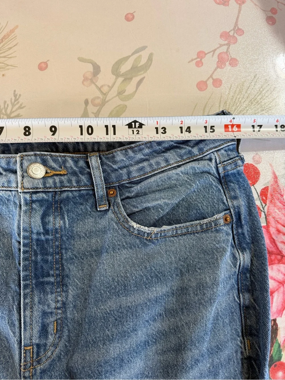 Old Navy Light Blue Extra High-Rise Sky-Hi Wide-Leg Jeans (273)